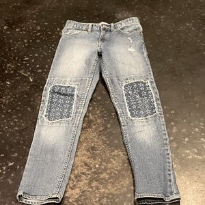 Levi’s Jeans ~Girlfriend ~Great Condition